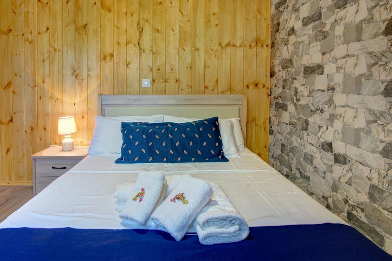 فيلا Terezina Wood House Kanakádes المظهر الخارجي الصورة